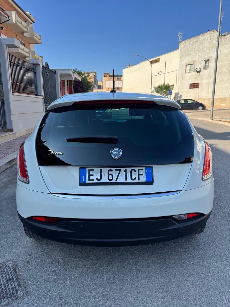 Lancia Delta 1.6 MJT DPF Gold