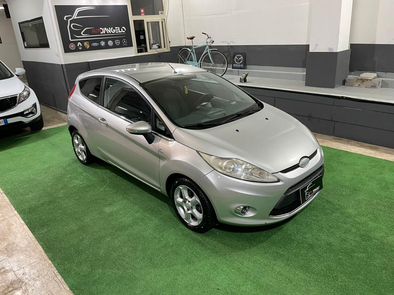 Ford Fiesta 1.4 3 porte Bz.- GPL Titanium