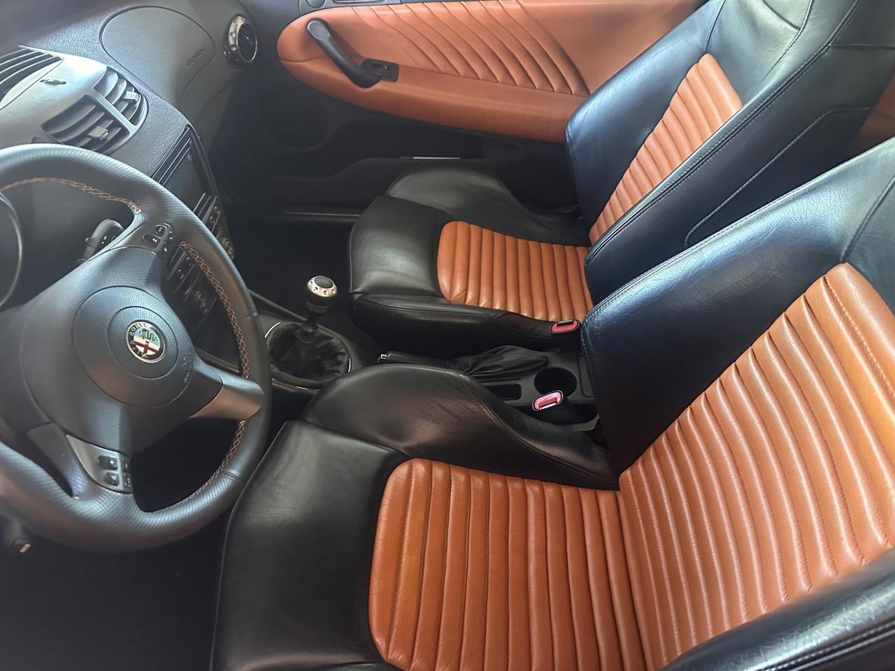 Alfa Romeo 147 3.2i V6 24V cat 3 porte GTA