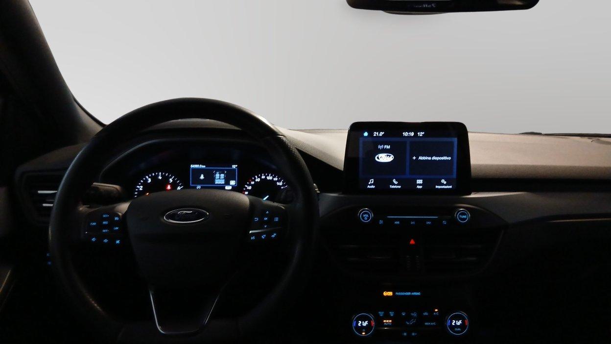 FORD Focus 4ª serie - FOCUS 1.0 ECOBOOST HYBRID 125CV SW ST-LINE STYLE AUTOCARRO