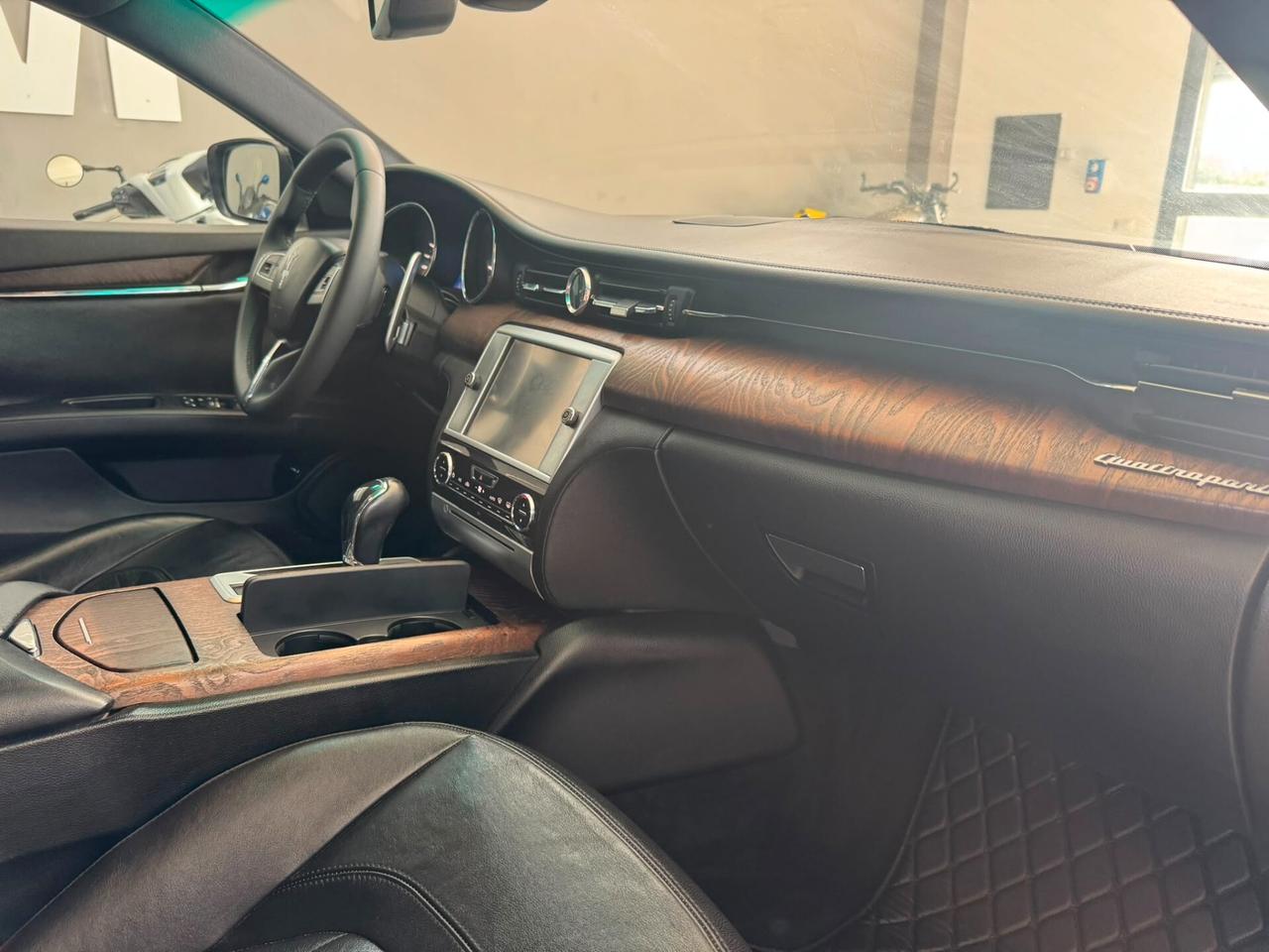 Maserati Quattroporte V6 Diesel 250cv