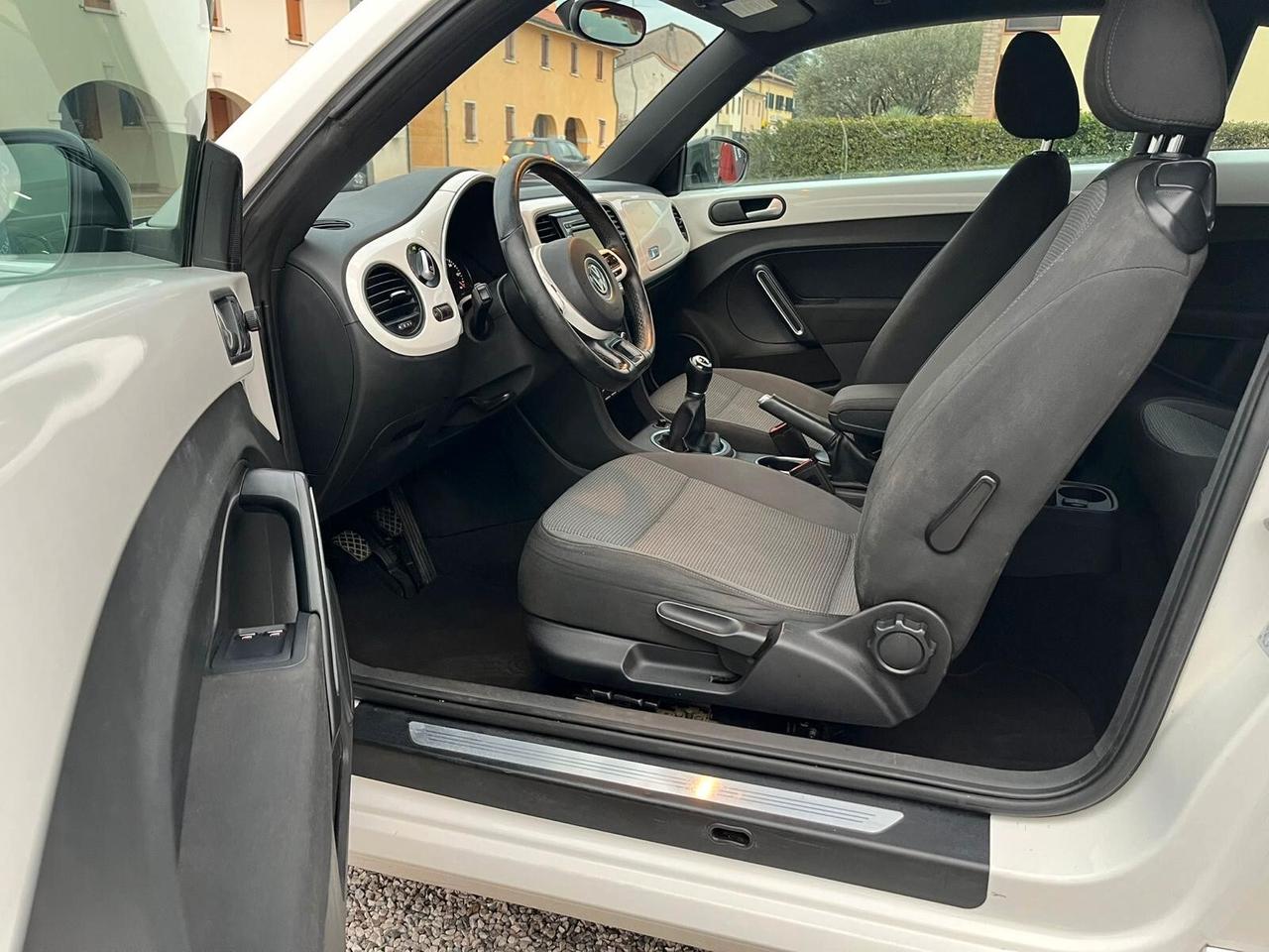 Volkswagen Maggiolino 1.6 TDI Design