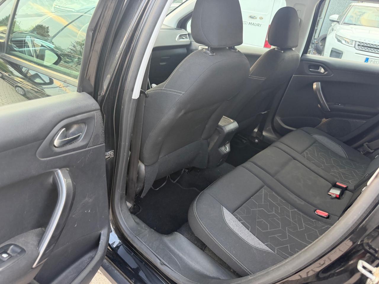 Peugeot 2008 PureTech 82 Allure