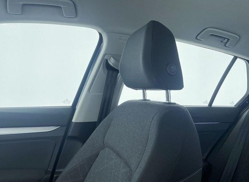 Volkswagen Golf 1.0 eTSI EVO DSG Life