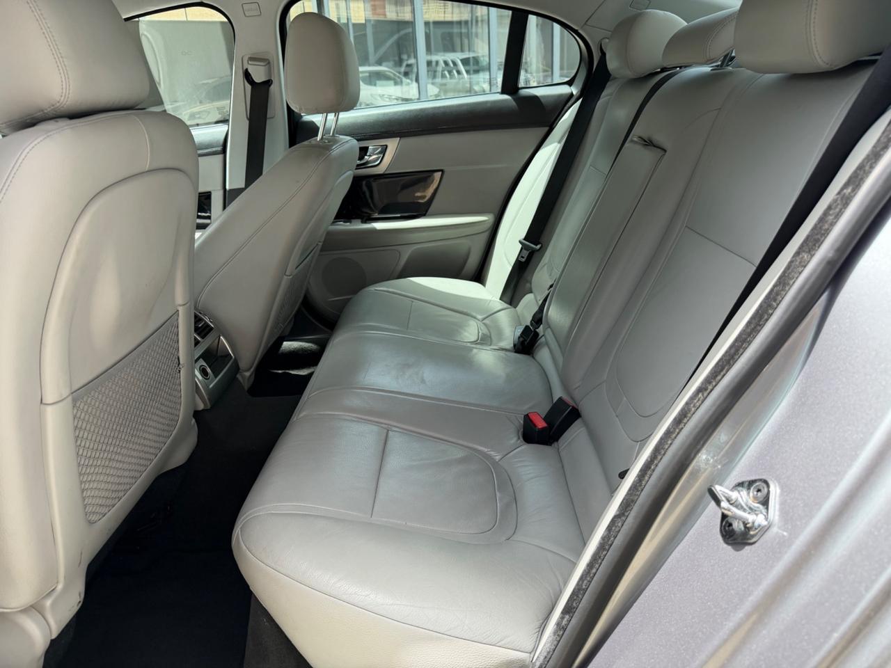 Jaguar XF 2.2 D 190 CV Prestige 2012