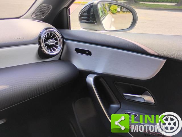 MERCEDES-BENZ A 200 Premium