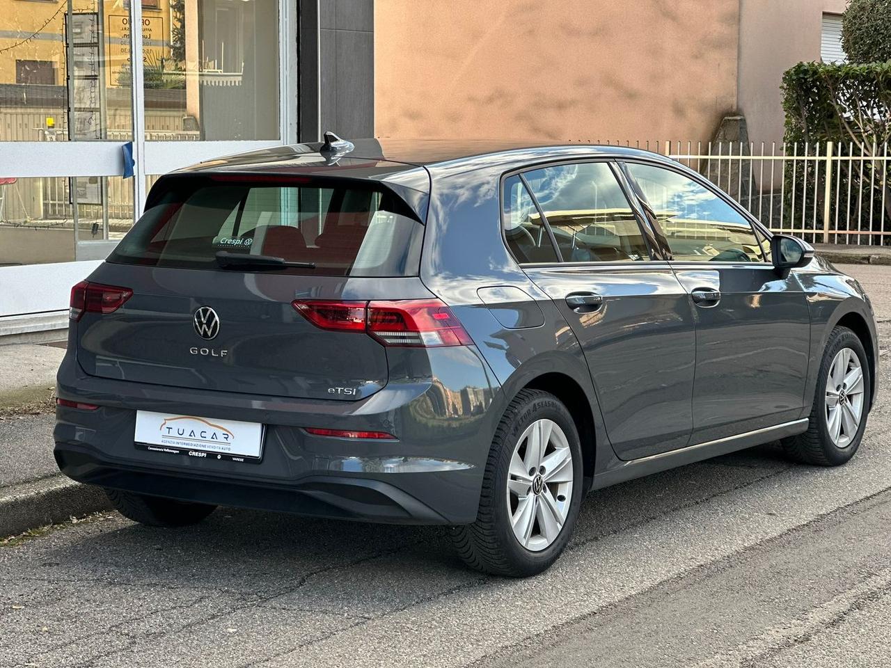 Volkswagen Golf Life 1.0 eTSI MHEV