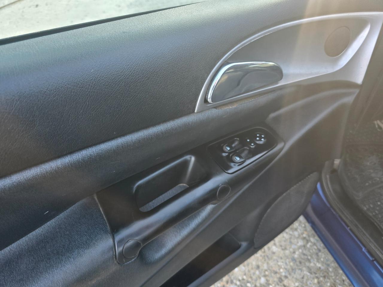 Lancia Ypsilon 1.2 Oro