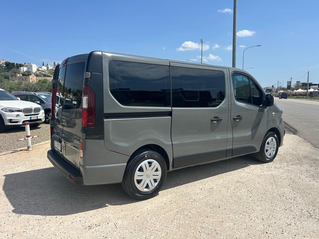 Opel Vivaro 27 1.6 BiTurbo S&S EcoFLEX PC-TN Combi
