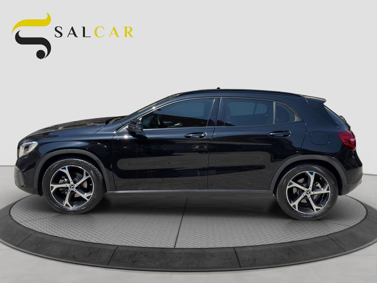 Mercedes-benz GLA 200 d 2.2 136cv Night Edition Tetto 2017