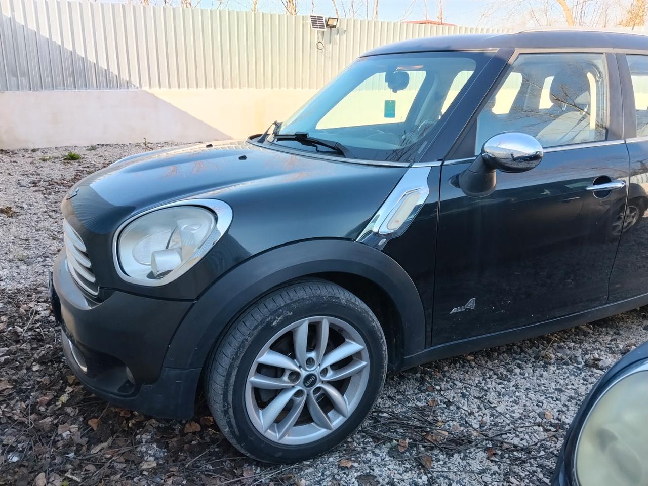 Mini Countryman automatica LEGGI ANNUNCIO