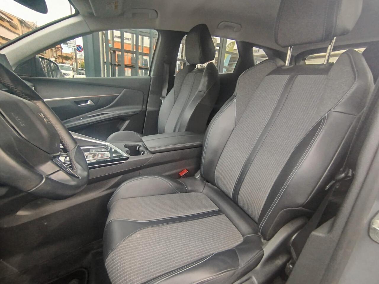 PEUGEOT 3008 ALLURE 1.5hdi - EAT8- UNIPRO*PREZZO VERO* RESTYLING- KM CERTI