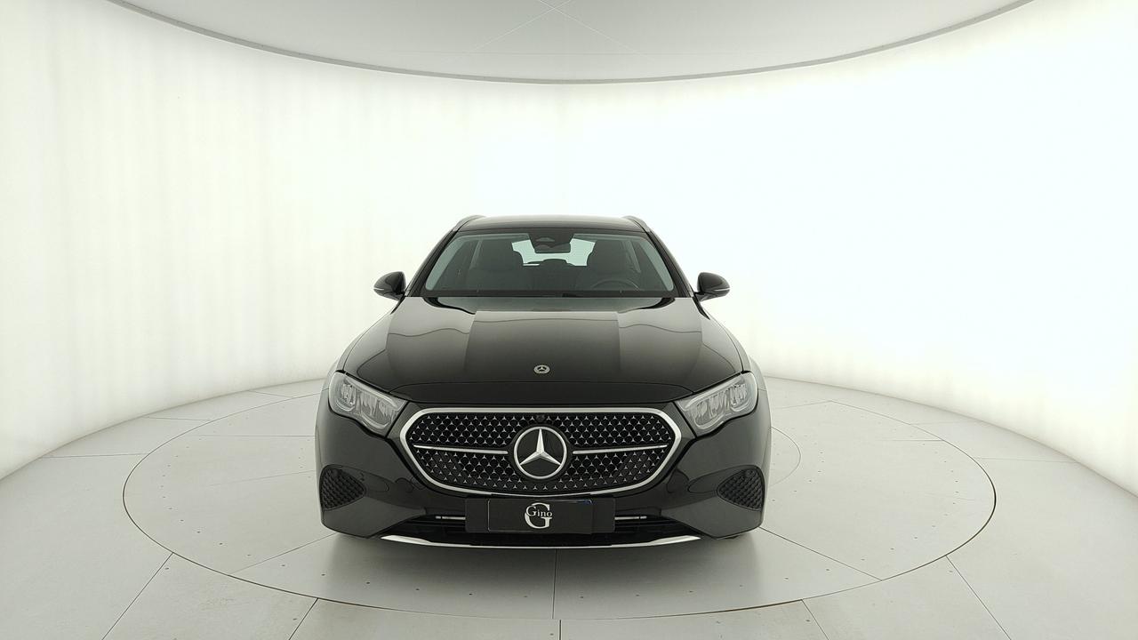 Mercedes-Benz E SW 200 d Advanced auto