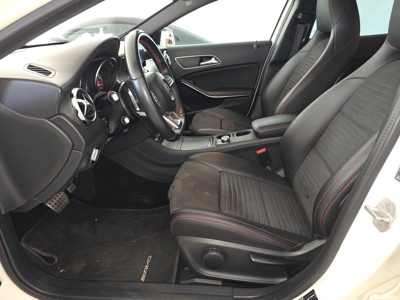 Mercedes-benz GLA 200 d Automatic Premium