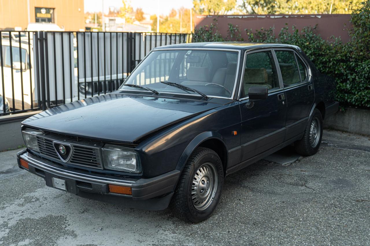 Alfa Romeo Alfetta QUADRIFOGLIO 2.0 - ALF00267