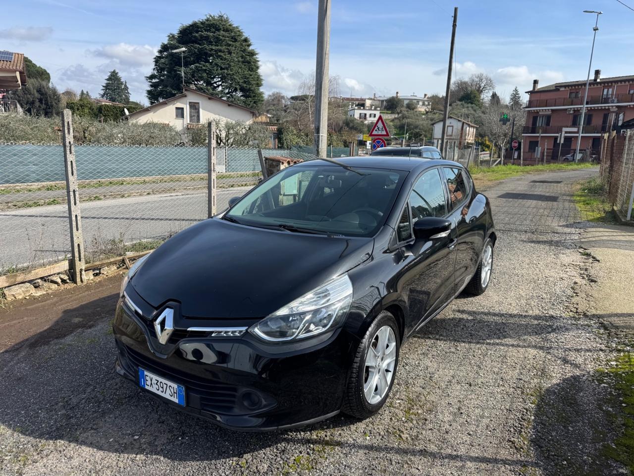 Renault Clio 1.2 75CV 5 porte Live NEOPATENTATI
