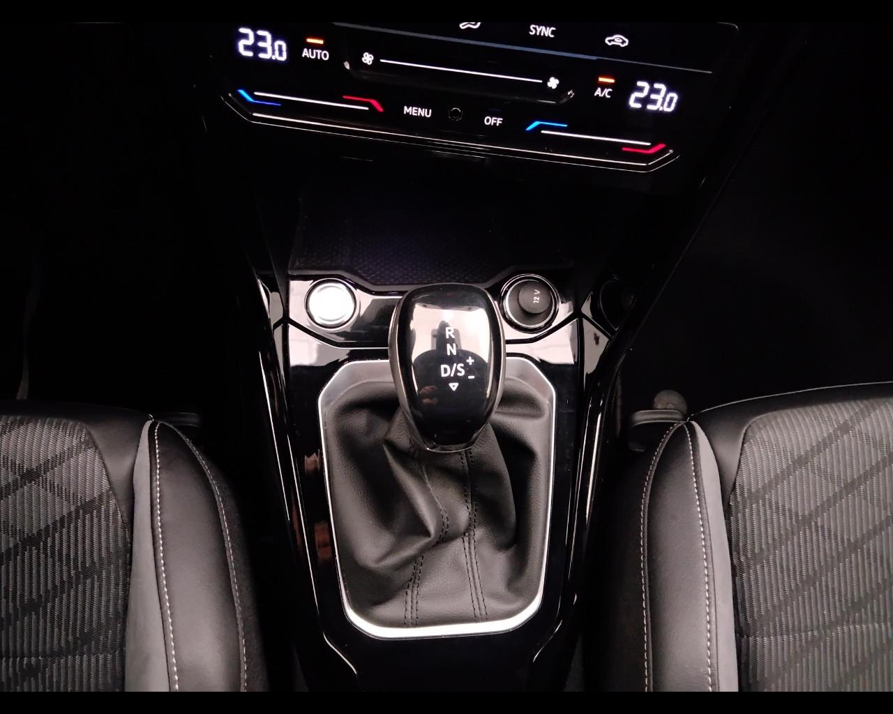 VOLKSWAGEN T-Roc I 2022 - T-Roc 1.5 tsi R-Line dsg