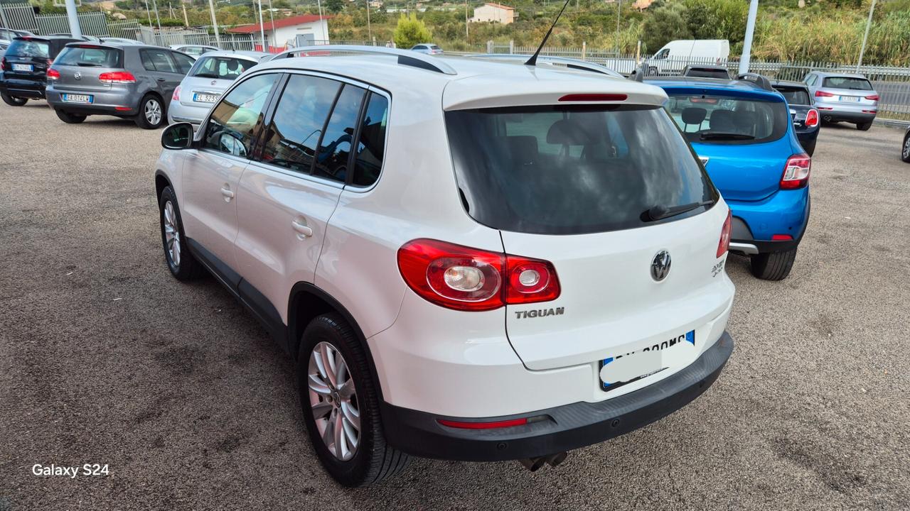 Volkswagen Tiguan 2.0 TDI DPF 4MOTION DSG Sport & Style