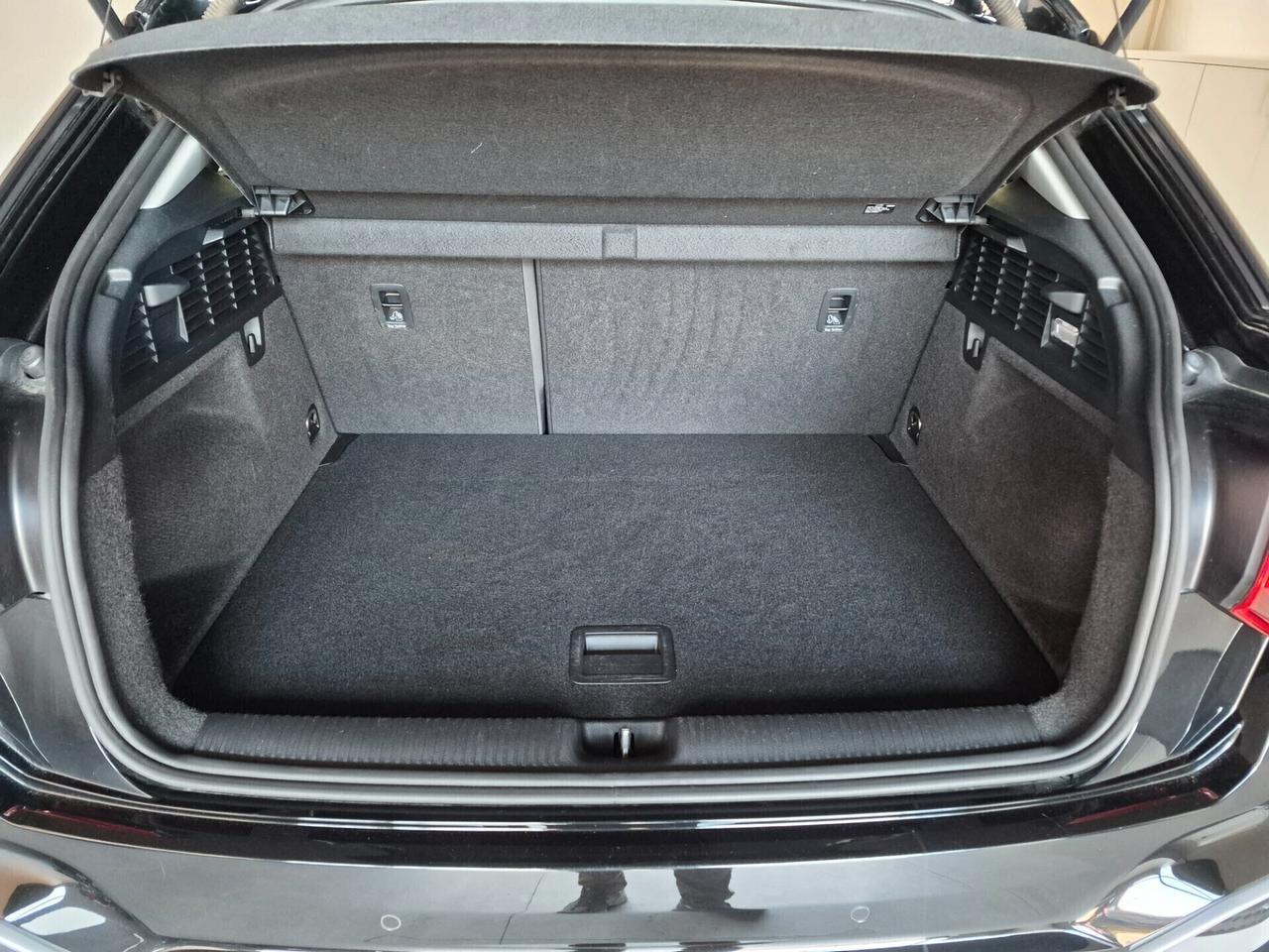 Audi Q2 35 TFSI S TRONIC LED VIRTUAL COCKPIT CLIMA AUTO APPLE CARPLAY / ANDROID AUTO RETROCAM. WIRELESS