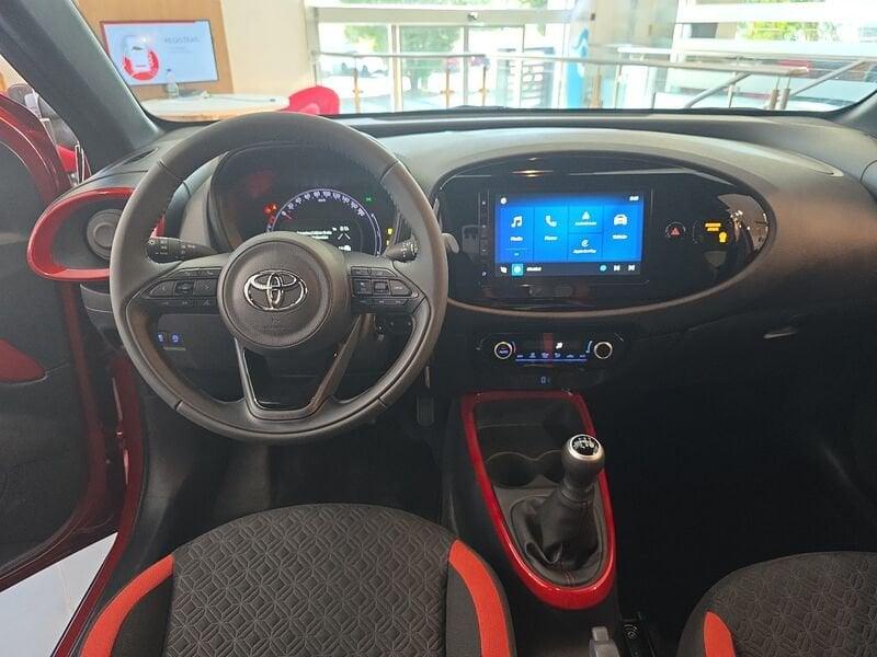 Toyota Aygo X Aygo X 1.0 VVT-i 72 CV 5 porte Trend