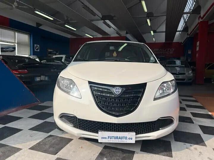 Lancia Ypsilon 1.2 Benzina Platinum S/S 69CV - IDEALE NEO PATENTATI! PASSAGGIO E GARANZIA 12 MESI COMPLETA