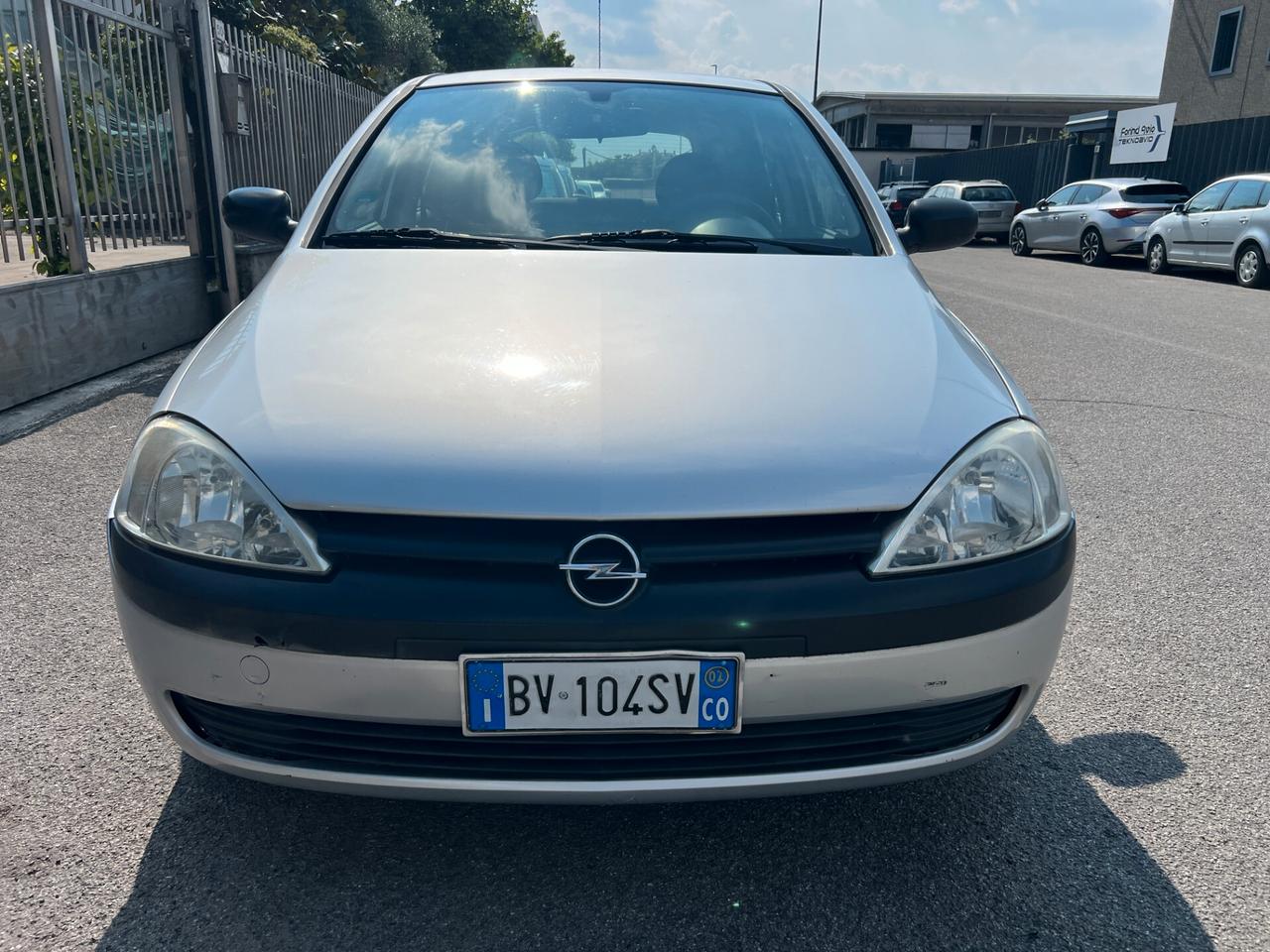 Opel Corsa 1.2i 16V cat 5 porte Euro 4 adatta a neopatentati