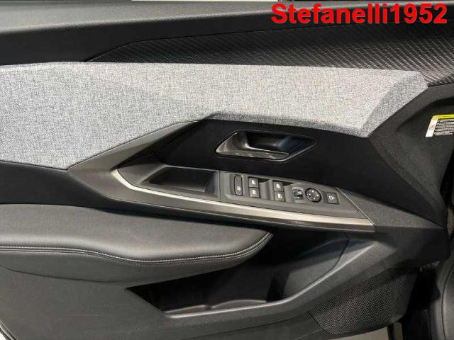 PEUGEOT 3008 1.2 hybrid Allure 136cv e-dcs6