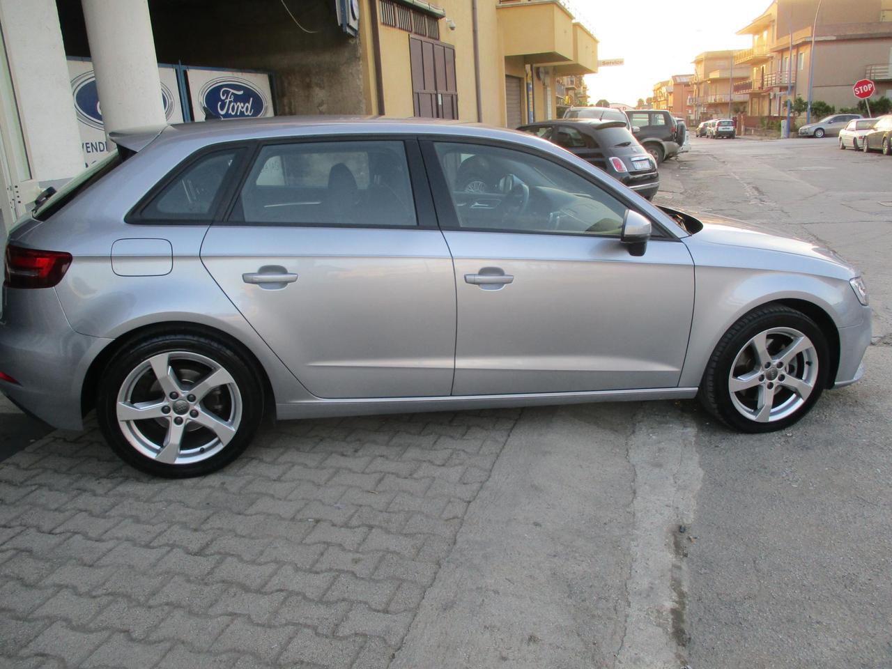 AUDI A3 SPORTBACK 35 2.0 tdi Sport 150cv