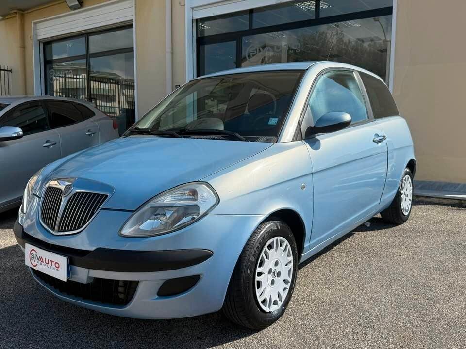 Lancia Ypsilon 1.2 Argento