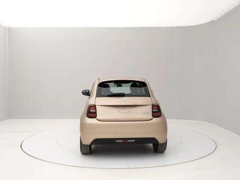 FIAT 500e 23.65 kWh Icon 3+1