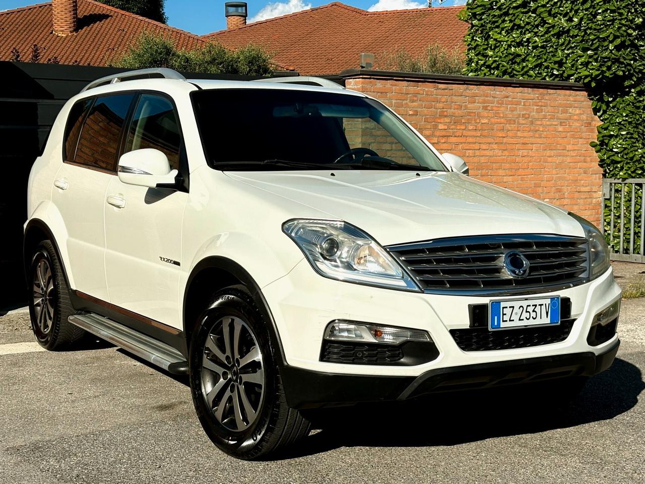 SSANGYONG REXTON 2.0D aut. 4x4 -7POSTI-2015