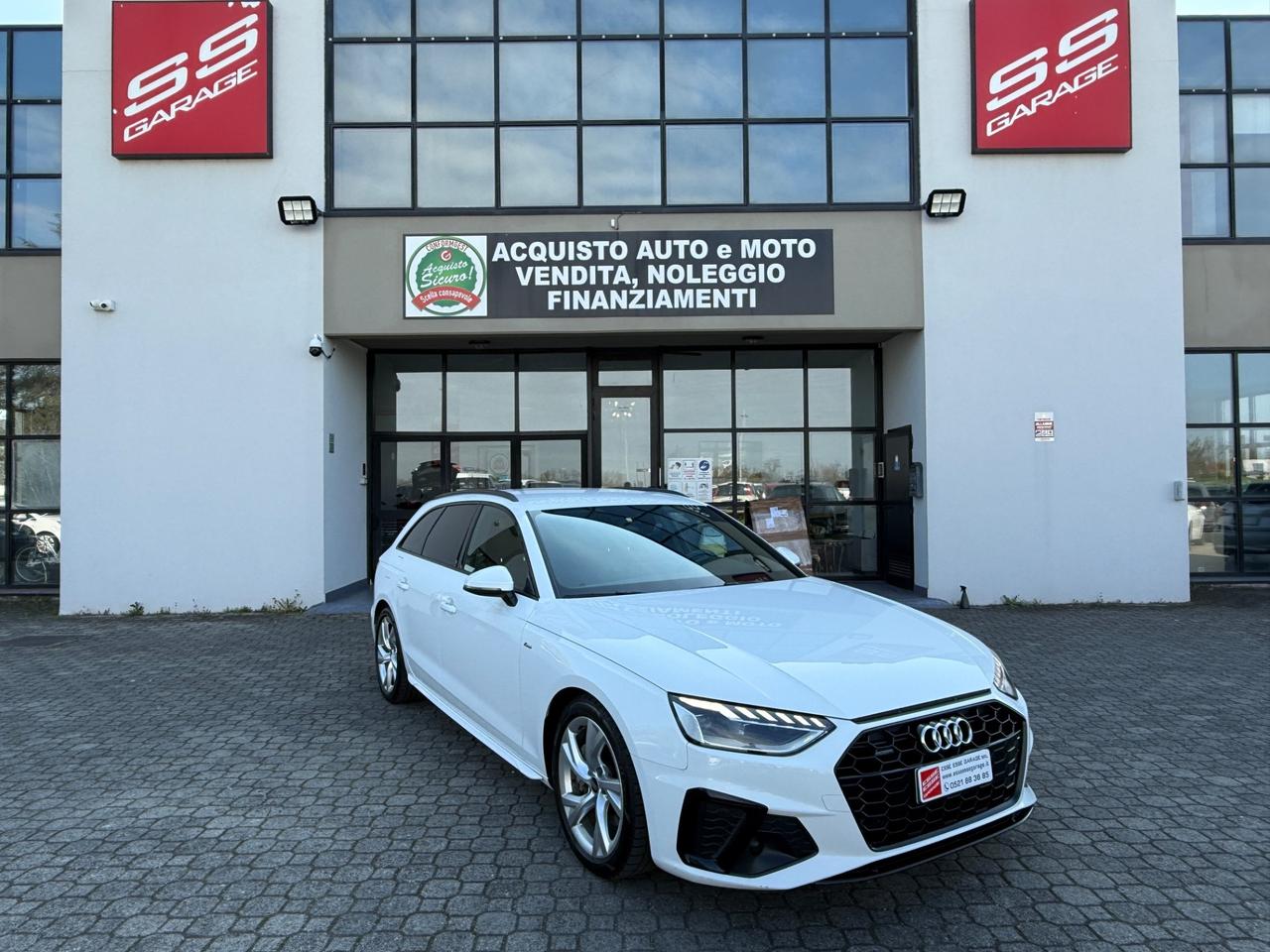 Audi A4 Avant 40 TDI quattro S tronic S line|BLACK LINE