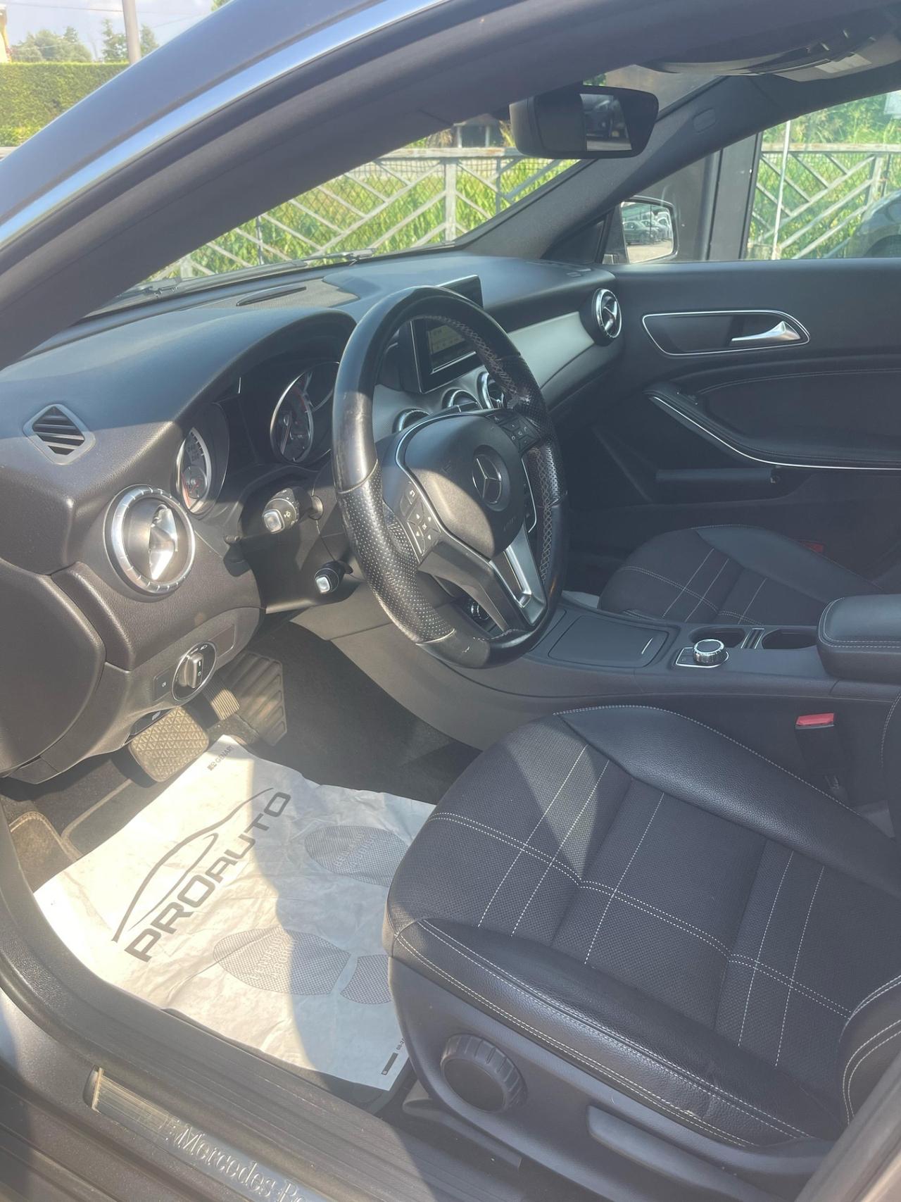 Mercedes-benz CLA 220 CLA 220 CDI Automatic Premium