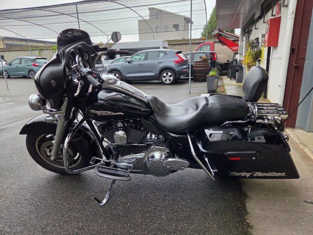 HARLEY-DAVIDSON FLHX Street Glide 1584