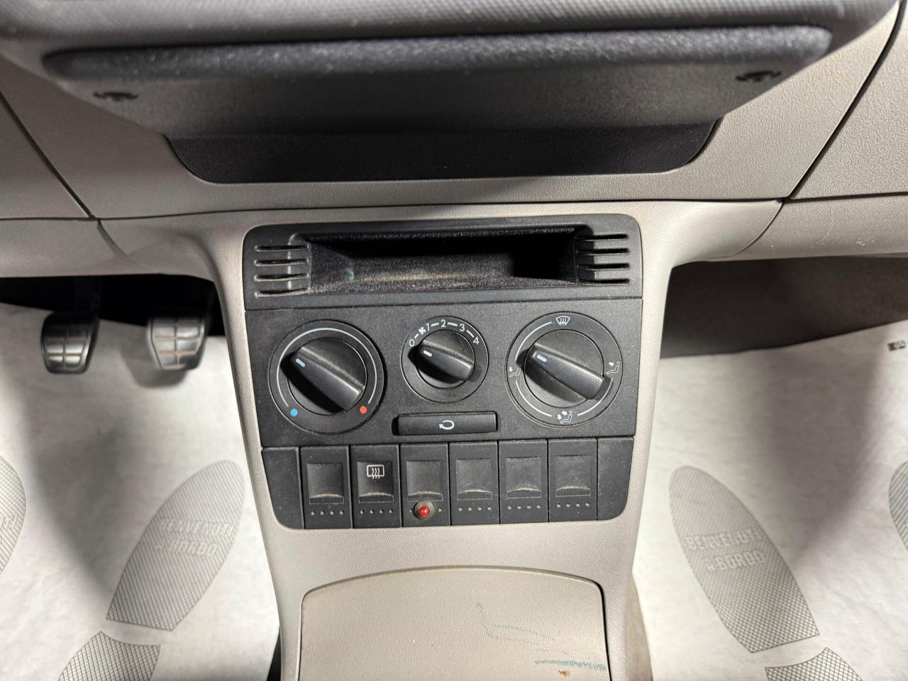 Volkswagen Polo 1.0 cat 5 porte Air