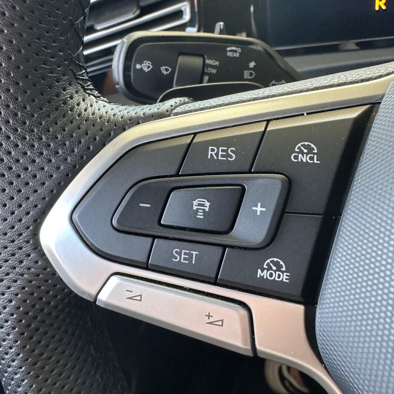 Volkswagen Tiguan 2.0 tdi R-Line Plus 150cv dsg