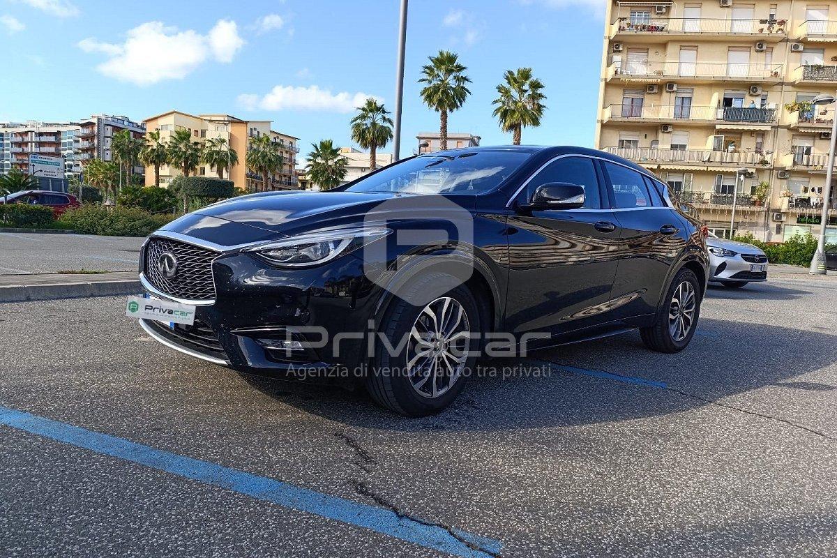 INFINITI Q30 1.5 diesel DCT Business