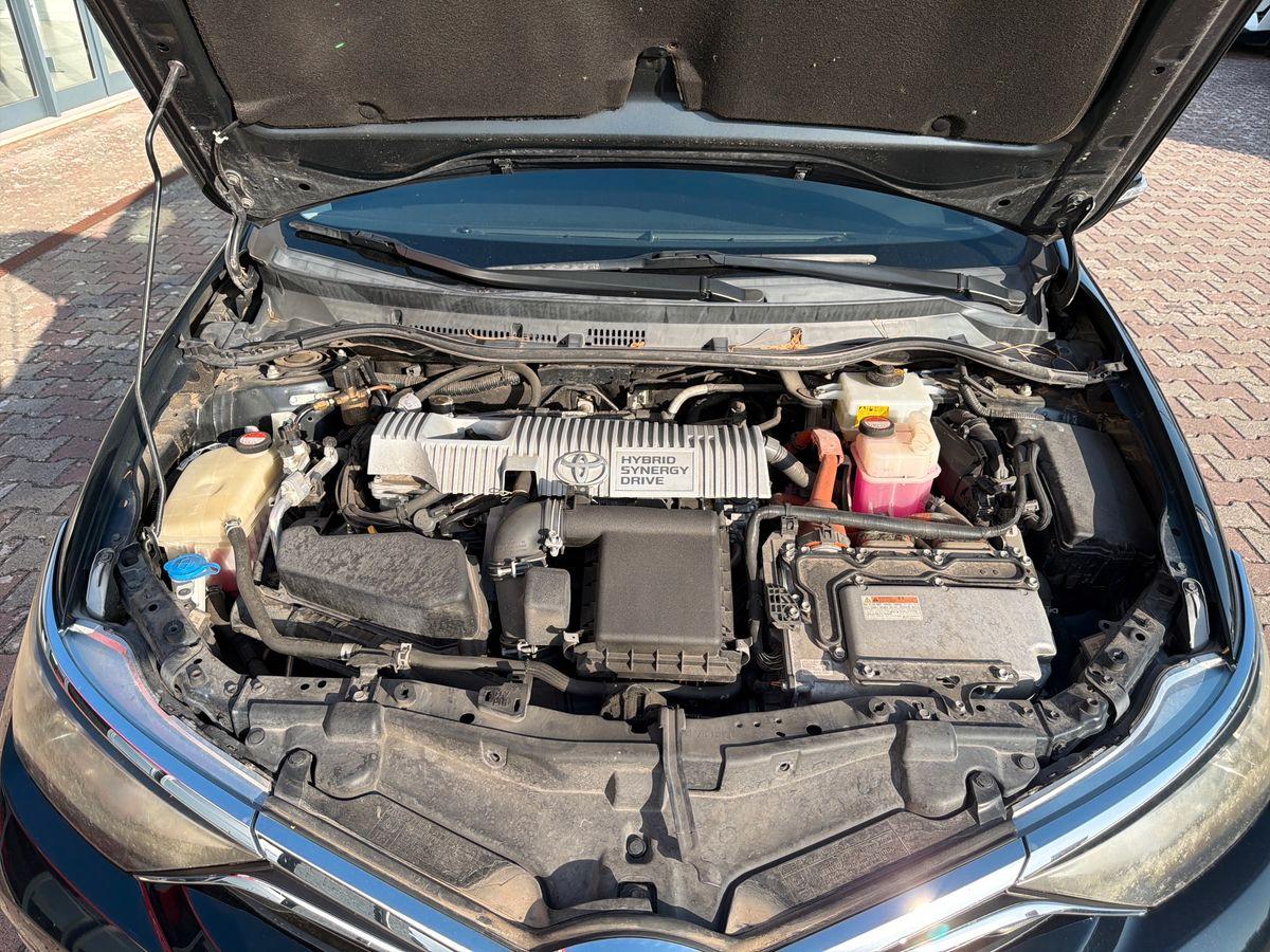 TOYOTA Auris Touring Sports 1.8h Lounge cvt
