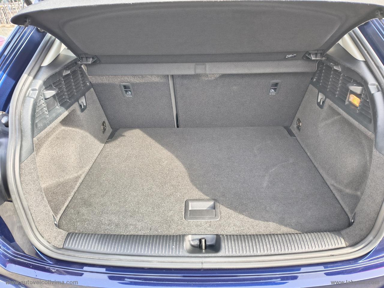 AUDI Q2 30 TDI S tronic Business 5.000 KM