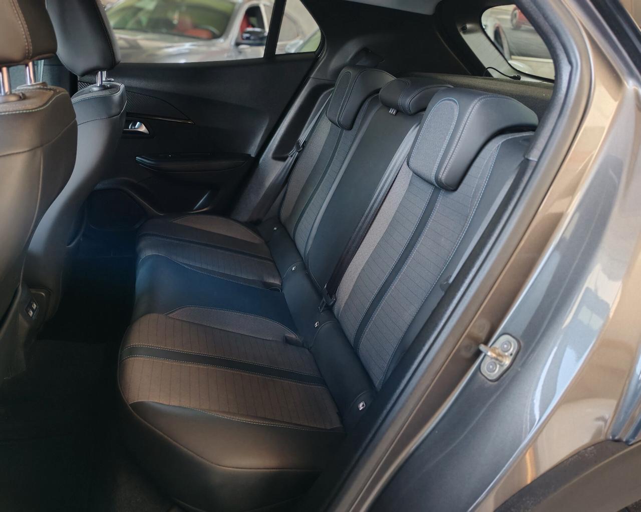Peugeot 2008 Allure 100 cv - UNICO PROPRIETARIO