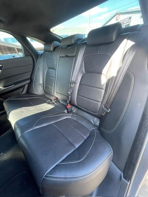 Jaguar XF 3.0 D V6 300 CV aut. R-Sport