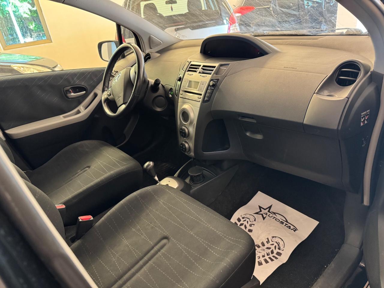 Toyota Yaris 1.3 5 porte OK NEOPATENTATI