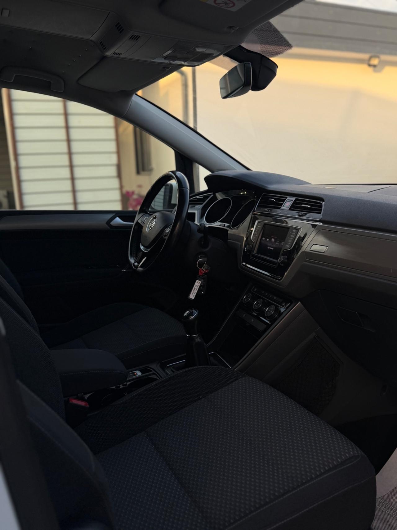 Volkswagen Touran 1.6 TDI Executive BlueMotion Technology