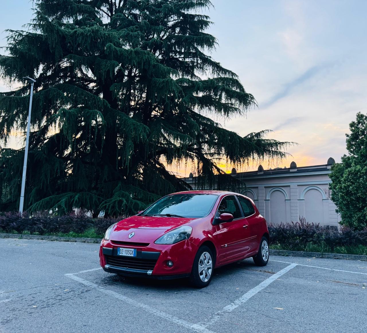 Renault Clio 1.2 16V 3 porte Dynamique