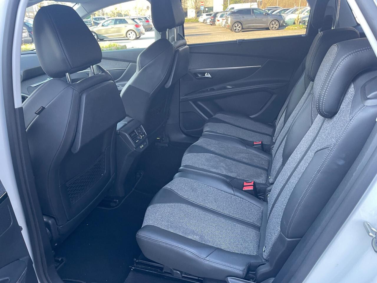 Peugeot 5008 PureTech Turbo 130 S&S Allure*Neopatentati*7posti*automatico