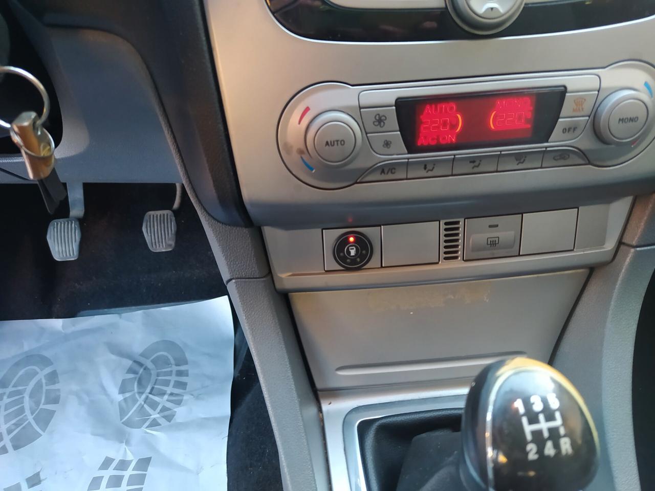 Ford Focus 1.6 (115CV) SW Bz.- GPL Titanium