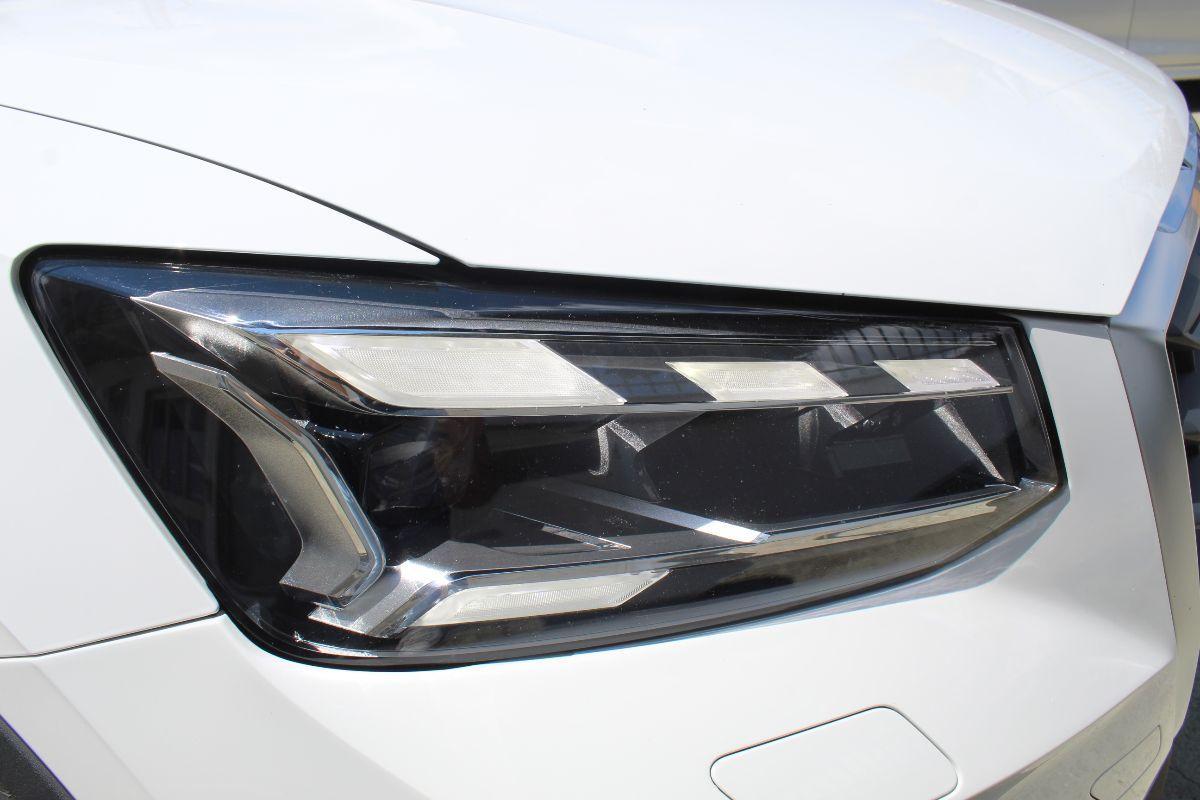 AUDI - Q2 - 35 TDI quattro S tronic Business