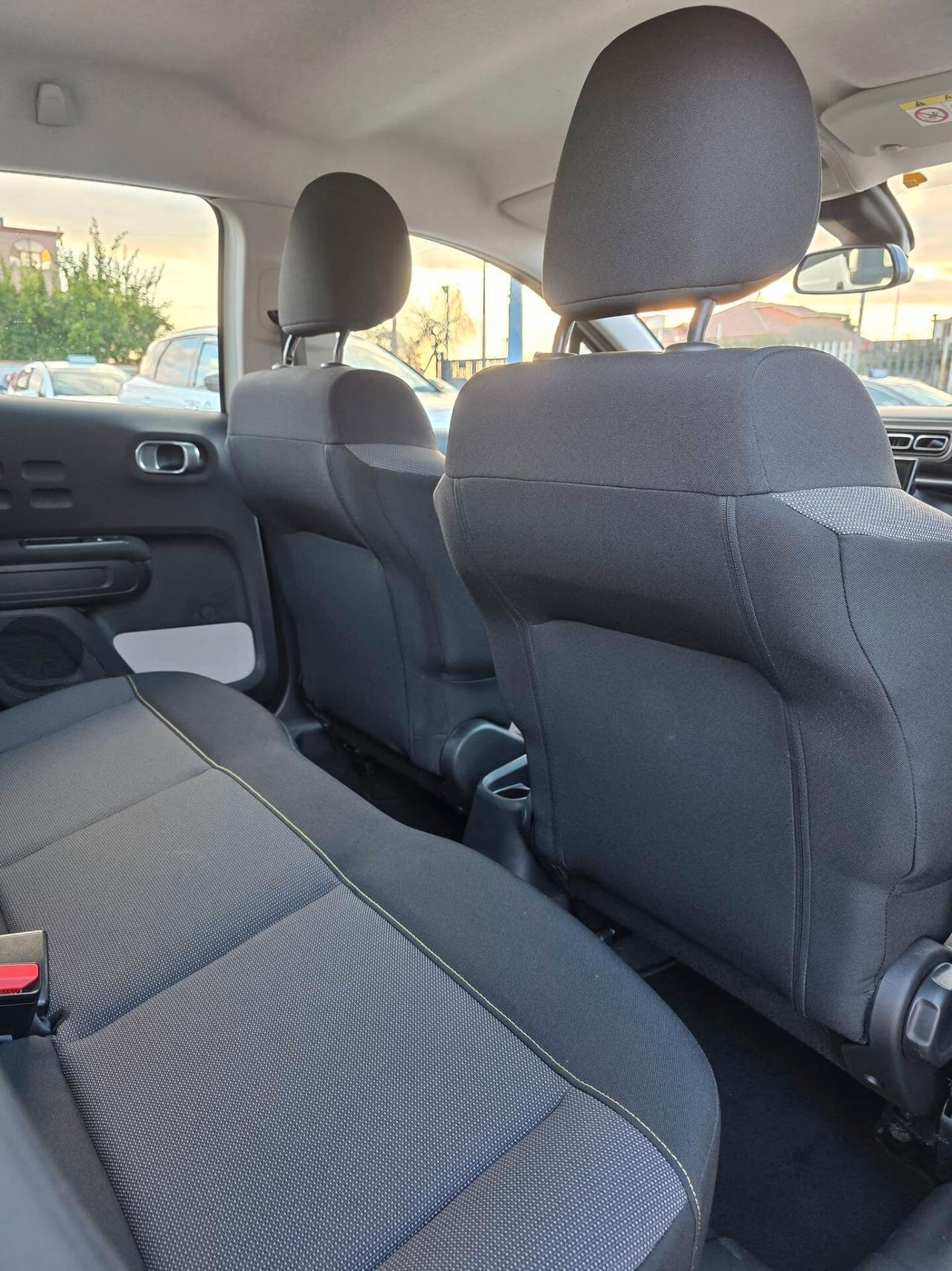 Citroen C3 1.6 BlueHDi 75cv S&S Shine con 73.000 Chilometri