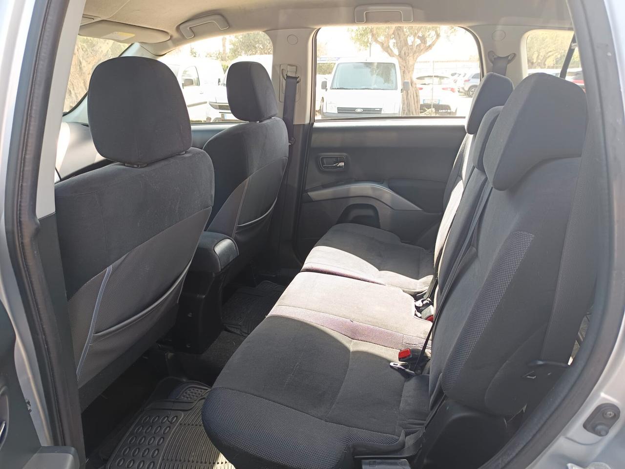 Mitsubishi Outlander 2007 - 2.0 DI-D autocarro Lb automobili