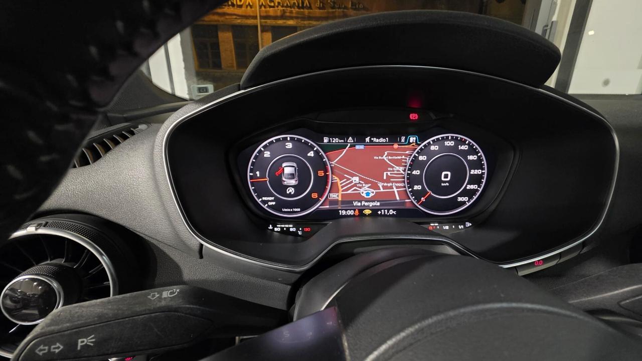 Audi TT Coupé 2.0 TDI ultra S line